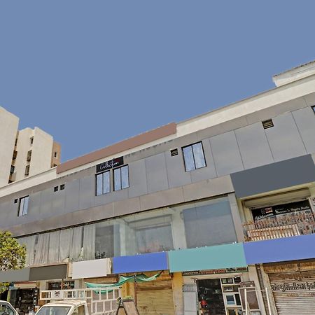 Hotel O Hill View Вадодара Екстериор снимка