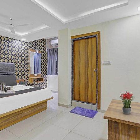 Hotel O Hill View Вадодара Екстериор снимка