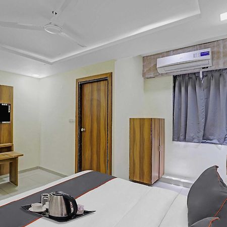 Hotel O Hill View Вадодара Екстериор снимка