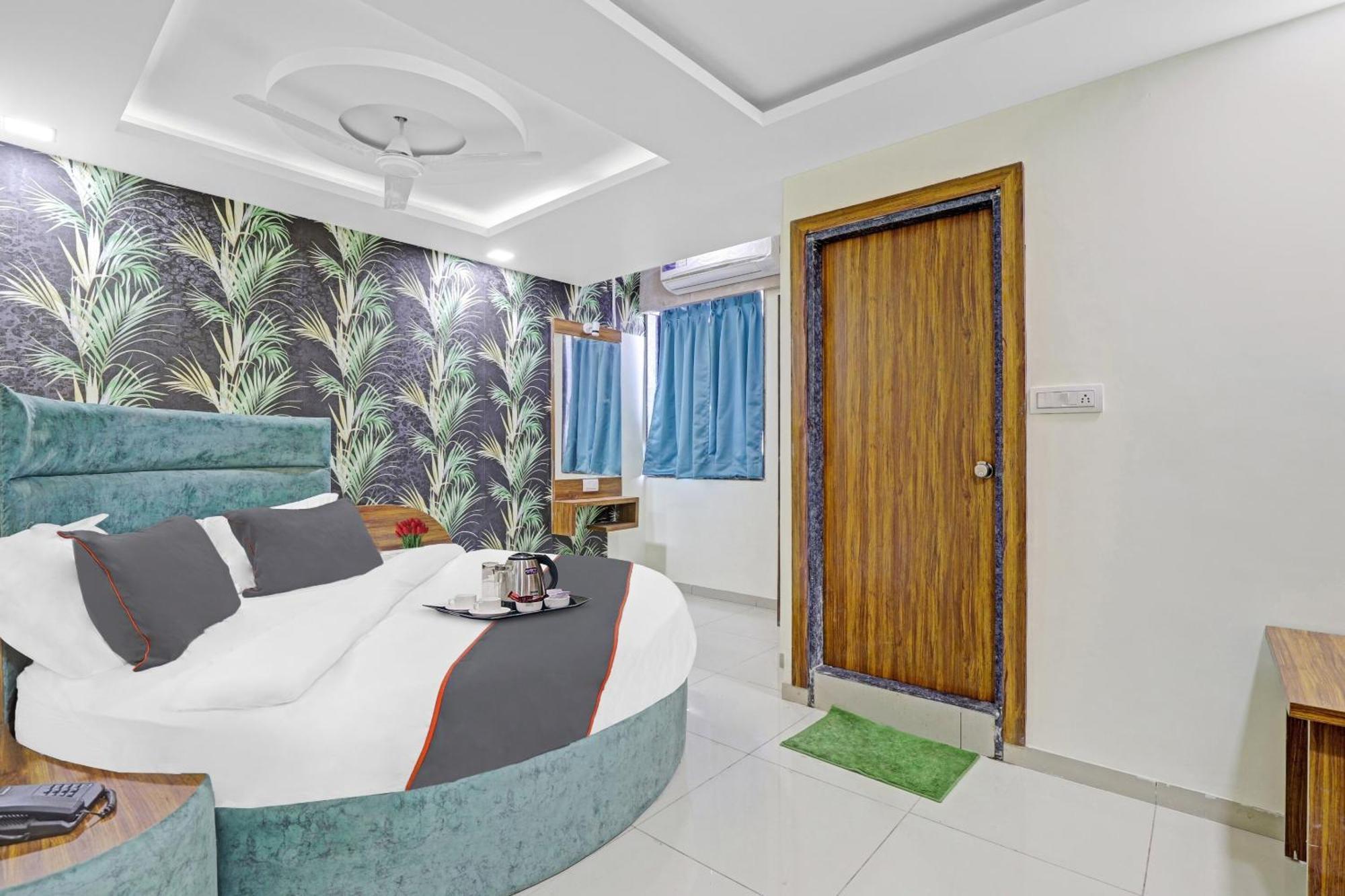 Hotel O Hill View Вадодара Екстериор снимка